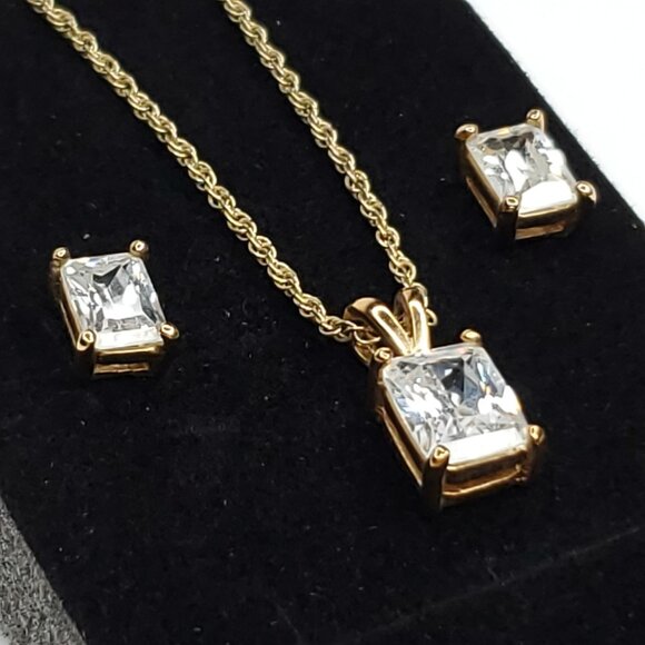 Solitaire CZ Pendant Necklace Post Earring Set Rectangle Cut Goldtone - Picture 2 of 3